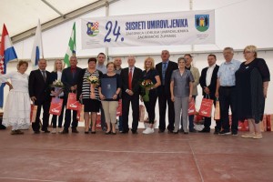 Županijski susret umirovljenika 16.06.2018 (64)